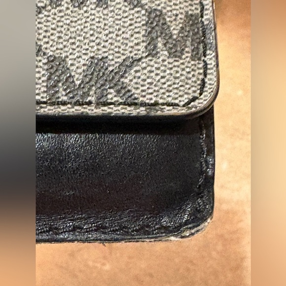 Michael Kors Natalie Heritage Signature Logo Wallet - Picture 12 of 12